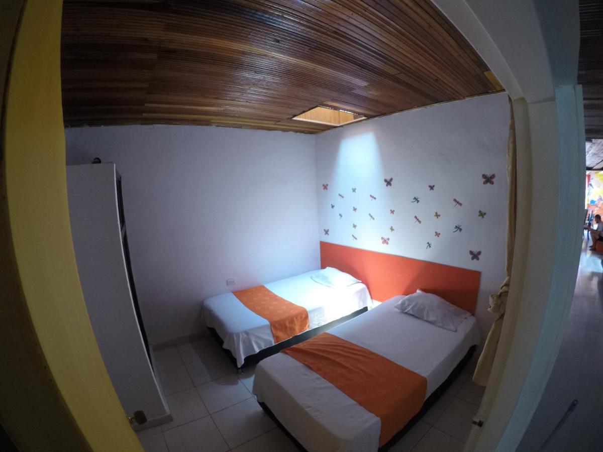 Backpackers And Travellers Hostel Neiva  Exterior photo