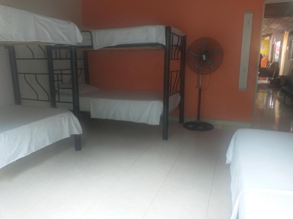 Backpackers And Travellers Hostel Neiva  Exterior photo