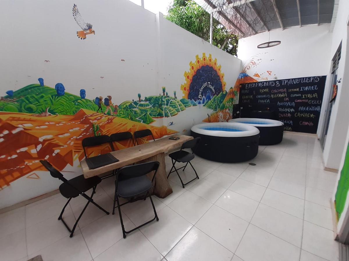 Backpackers And Travellers Hostel Neiva  Exterior photo