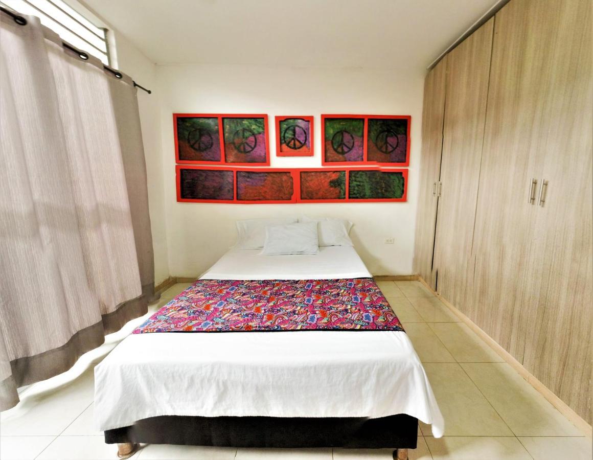 Backpackers And Travellers Hostel Neiva  Exterior photo