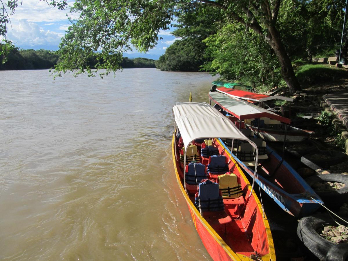 Backpackers And Travellers Hostel Neiva  Exterior photo