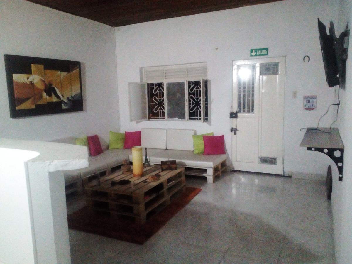 Backpackers And Travellers Hostel Neiva  Exterior photo