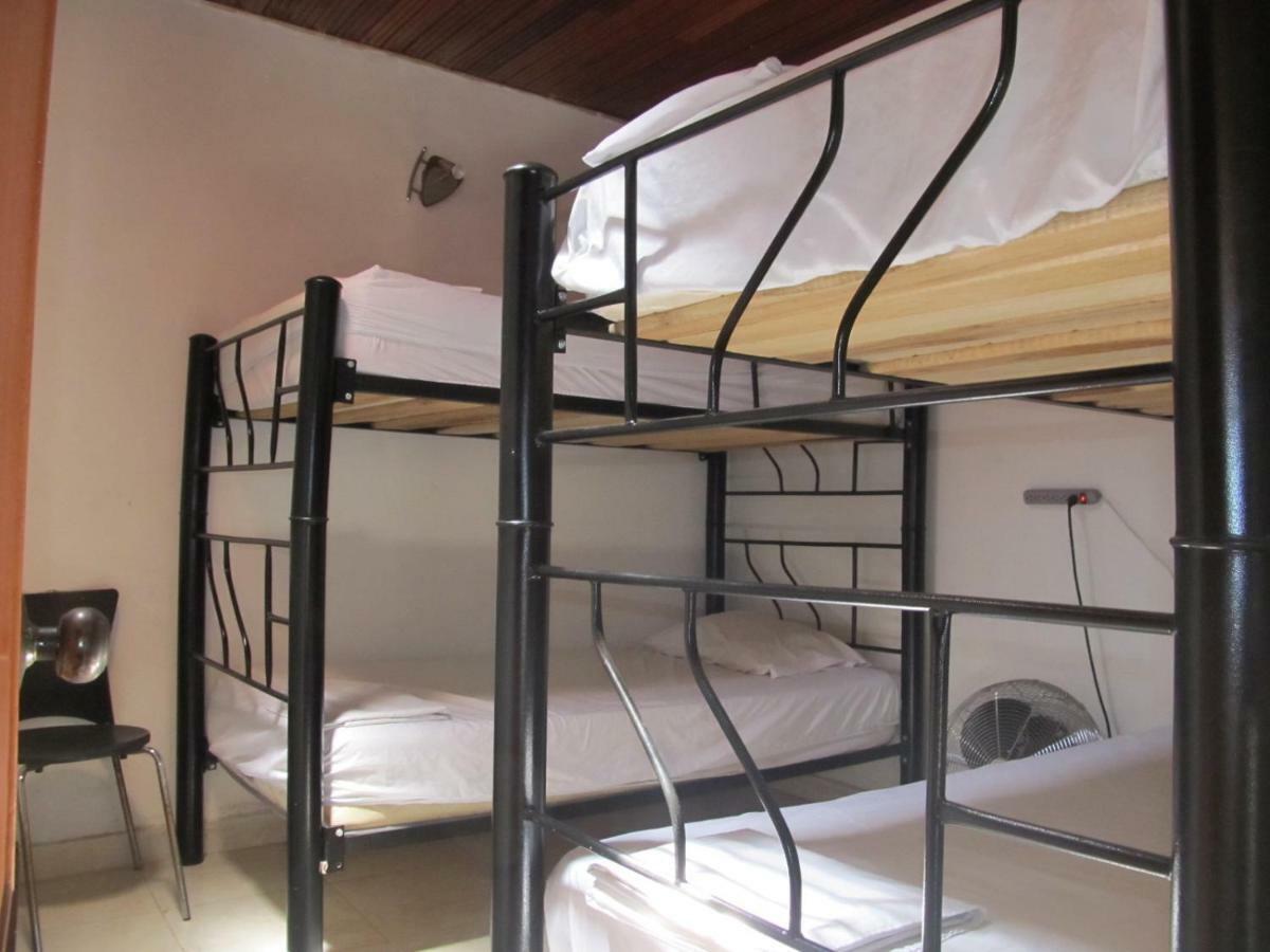 Backpackers And Travellers Hostel Neiva  Exterior photo