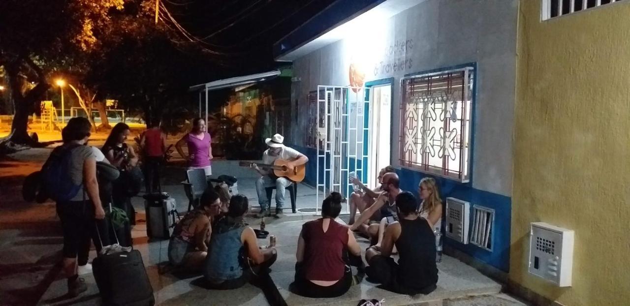 Backpackers And Travellers Hostel Neiva  Exterior photo